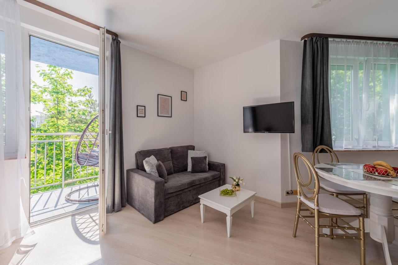 Apartament Z Balkonem Lazur 250M Od Morza Kołobrzeg Buitenkant foto